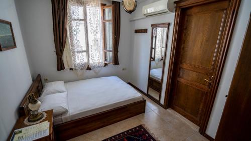 Ayvalik Hotel | Ayışığı Hotel