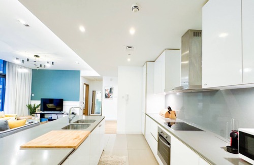 Al Wasl Casa | Aya - Impeccable 1BR Apartment with Balcony in City Walk