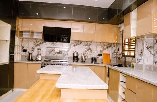 Abuja Apartamento | Ayahs Court