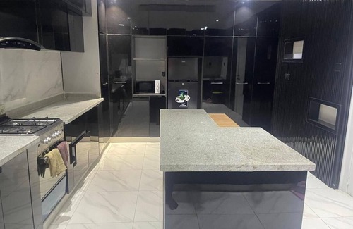 Abuja Apartamento | Ayahs Court