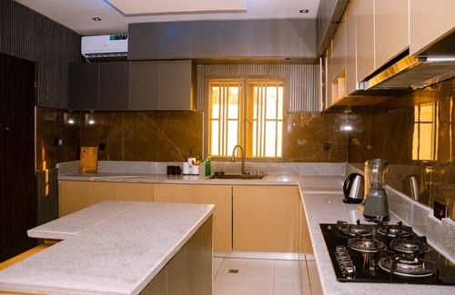 Abuja Apartamento | Ayahs Court