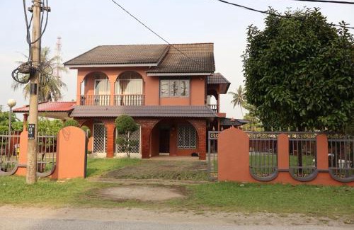 Pasir Mas Casa | Ayan Homestay