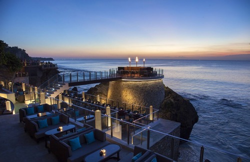 Jimbaran Bay Hotel | AYANA Resort Bali