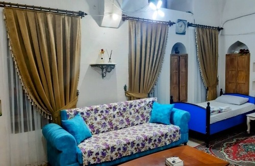 Artuklu Hotel | Aydın bey konağı