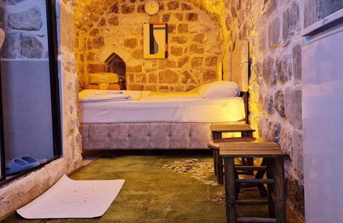 Artuklu Hotel | Aydın bey konağı