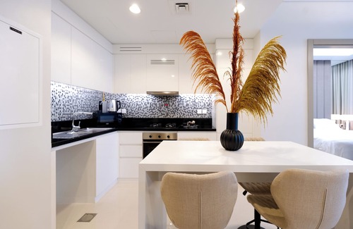 Sheikh Zayed Road Apartamento | Aykon Stay by KeyRock - Chic & Comfort