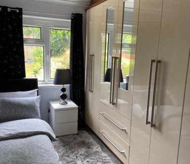 Birmingham Casa | Aylesbury Manor