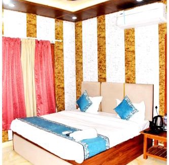Ayodhya Hotel | AYODHYA HOTEL R-G PALACE Near Ram janam Bhoomi andn Temple - A Premium Hotel In Ayodhya