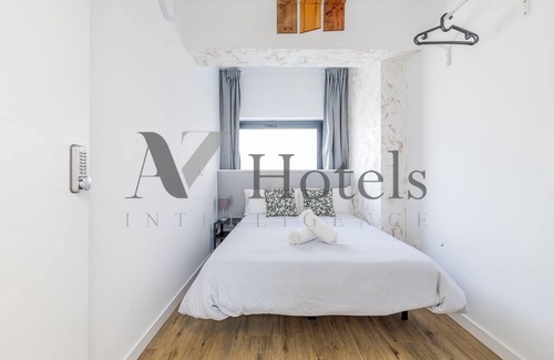 Moncloa - Arguelles Hotel | AYZ Princesa - Auto check-in property