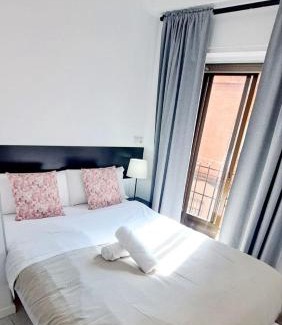 Numancia Hotel | AYZ Sierra de Meira - Auto check-in property
