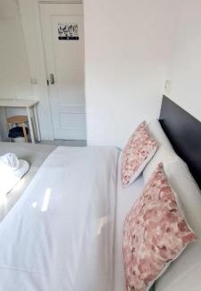 Numancia Hotel | AYZ Sierra de Meira - Auto check-in property