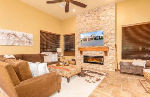 Fountain Hills Casa | AZ Desert Views Pool Spa Sleep 8
