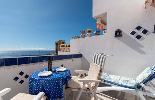 Arona Apartamento | Azahara Playa 14 - One Bed penthouse with panoramic sea views