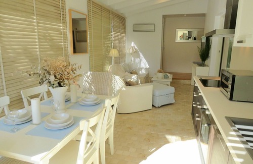 Daimuz Casa | Casa AZAHAR. COSTA VALENCIANA, COSTA BLANCA. Jardín, piscina, playa .