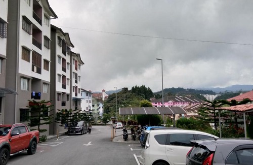 Tanah Rata Apartamento | Azai Homestay dRoyal Lily - Musslem only