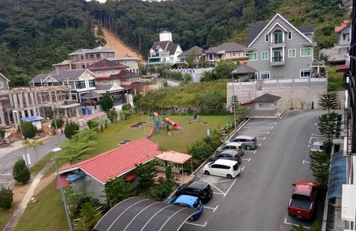 Tanah Rata Apartamento | Azai Homestay dRoyal Lily - Musslem only