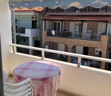 Sarti Apartamento | AZALEA HOTEL