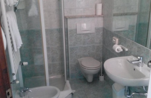 Baveno Hotel | Azalea Hotel