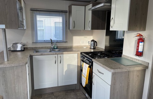 Hamworthy Casa | Azalea lovely dog free caravan on Rockley Park, Poole