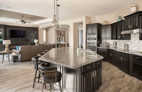Gilbert Casa | Azalea Palms: Luxe Home, Putt, Pool, Spa, Firepit