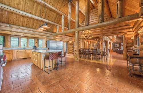 Lake Norman of Catawba Cabaña | Azalea Retreat- The Lodge by Avantstay Best View