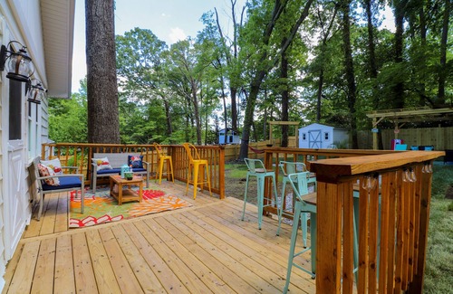 Greensboro Cabaña | ⭐️Azaleas Cottage⭐️ 🐕🏟️📚🍔🏊‍♀️