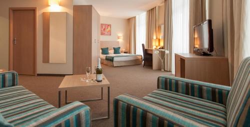 Saints Constantine and Helena Hotel | Azalia Beach Hotel Balneo & SPA