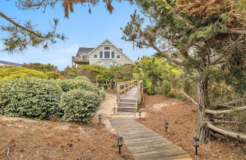Caswell Beach Casa | Azohva by Oak Island Accommodations
