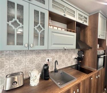 Saints Constantine and Helena Apartamento | Azur Premium Resort