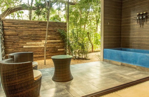 Barrio Zama Hotel | Azul Tulum by GuruHotel