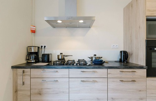 Cronenbourg Est Apartamento | Azur 2-room fully-equipped apartment in Strasbourg in a quiet neighborhood.