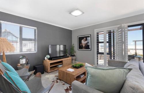 Big Bay Apartamento | Azure 220 Stylish APT - battery for load shedding