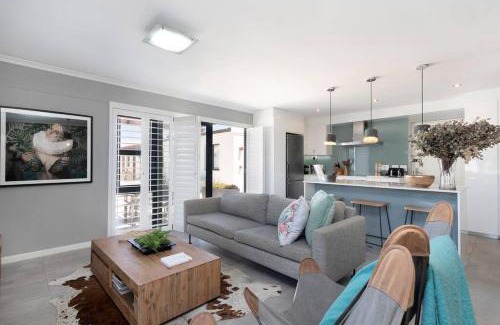 Big Bay Apartamento | Azure 220 Stylish APT - battery for load shedding