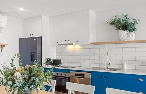 Hayborough Casa | Azure - Absolute Beachfront