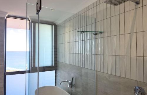 Pinnacle Point Casa | Azure Escape