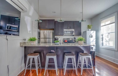Downtown Charleston Casa | Downtown Charleston Single - Walk to Everything!