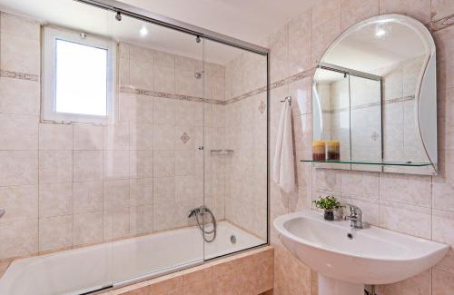 Sfakaki Apartamento | Azure Seaside Apts
