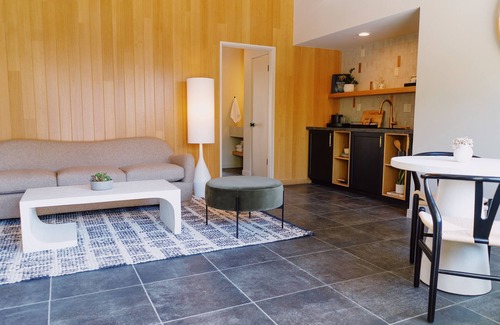 Tahquitz River Estates Hotel | Azure Sky Hotel - Adults Only