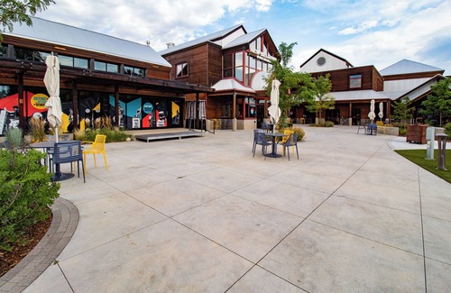 Old Town Condominio | Azure Suite Walkable Old Town Condo w/ Park View