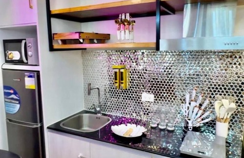 Paranaque Apartamento | Azure Urban Resort Residences, 1BR Santorini 18th Floor