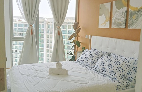 Paranaque Complejo | Azure Urban Resort Staycation-First ever large scale man made beach in the City.