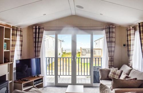 Corton Casa | Azure View