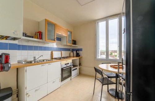 Stains Apartamento | Azurine - Appt pour 4 proche de Paris