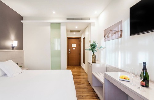 Paterna Hotel | AZZ Valencia Táctica