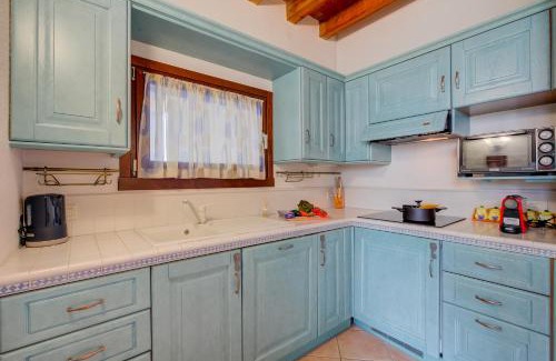 San Benedetto di Lugana Apartamento | Azzurro Apartment - Happy Rentals