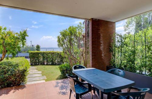 Padenghe sul Garda Apartamento | Azzurro Apartment