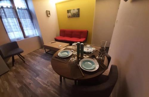 Bourg-Saint-Andeol Apartamento | Bâtiment Les Iris