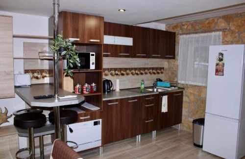 Kaposvar Apartamento | Bíbic Vendégház