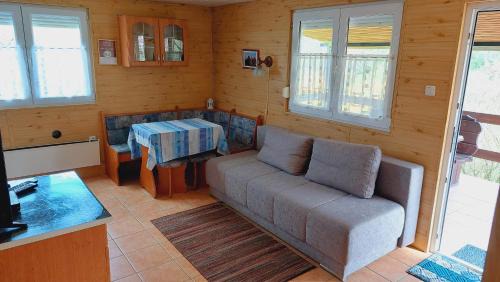 Bubanatvolgy Apartamento | Búbánatvölgyi Apartman Esztergom
