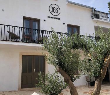 Vrboska Cama Y Desayuno | B&B 366